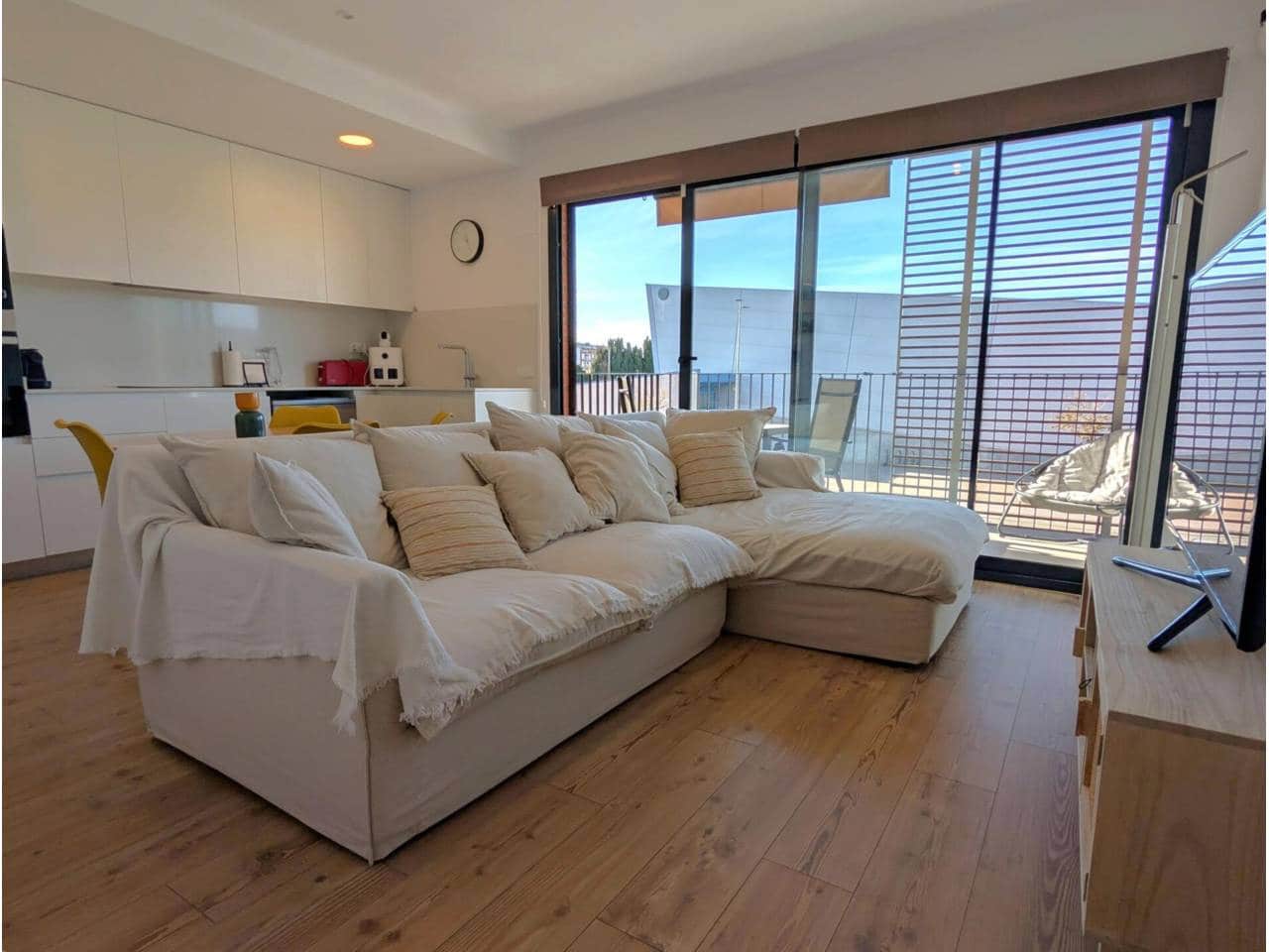 Piso de 2 habitaciones en Sant Antoni de Calonge en venta con piscina - 370.000 € (Ref: 9451970)