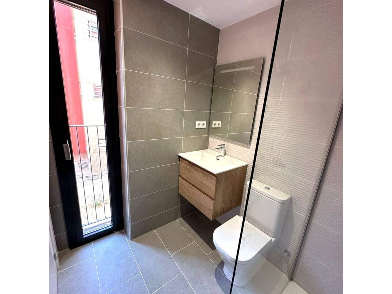 Piso de 2 habitaciones en Sant Antoni de Calonge en venta con piscina - 370.000 € (Ref: 9451970)