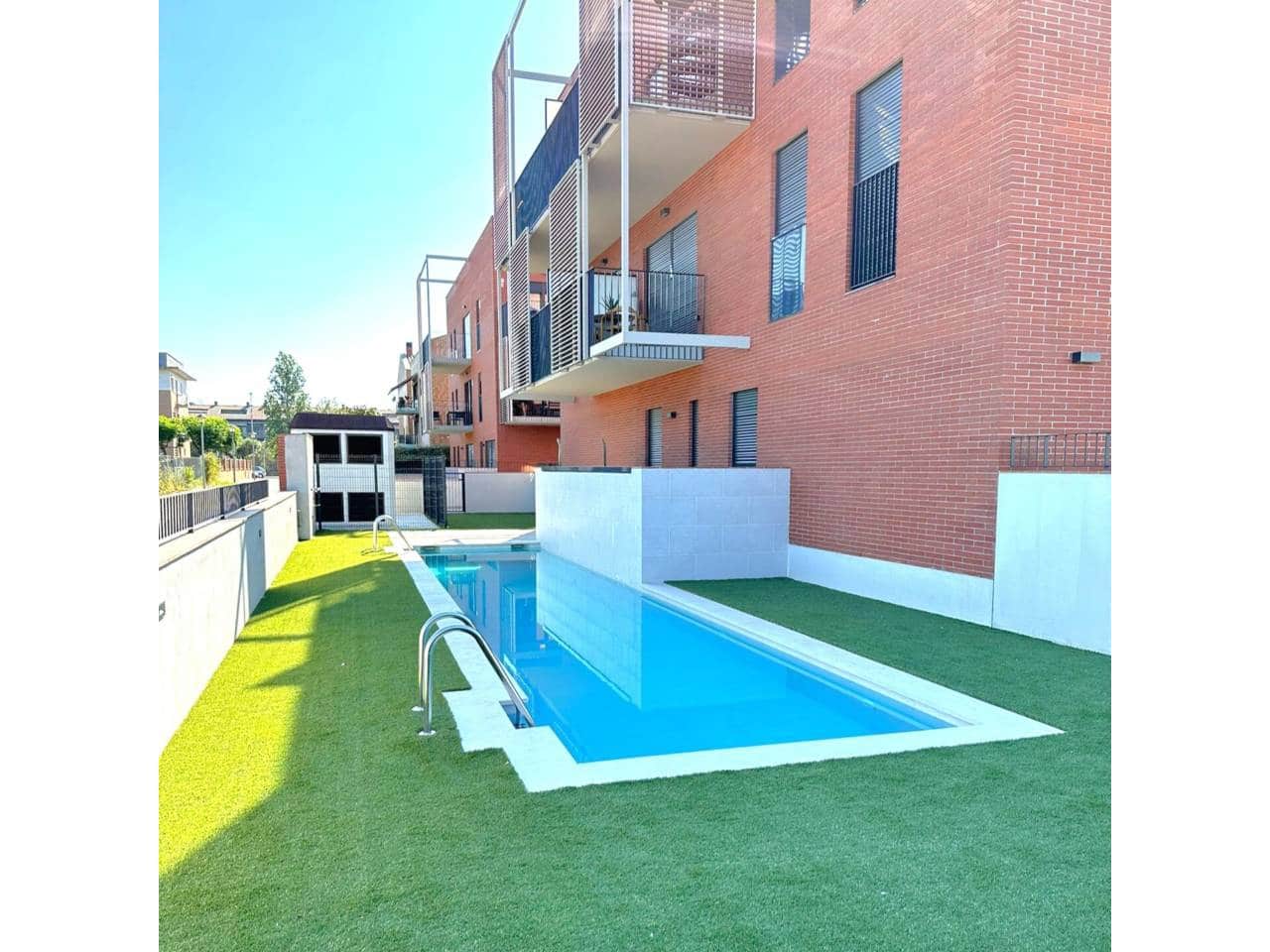 Piso de 2 habitaciones en Sant Antoni de Calonge en venta con piscina - 370.000 € (Ref: 9451970)