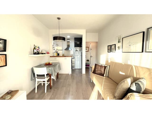 Piso de 1 habitación en Castell-Platja d'Aro en venta - 260.000 € (Ref: 9461008)