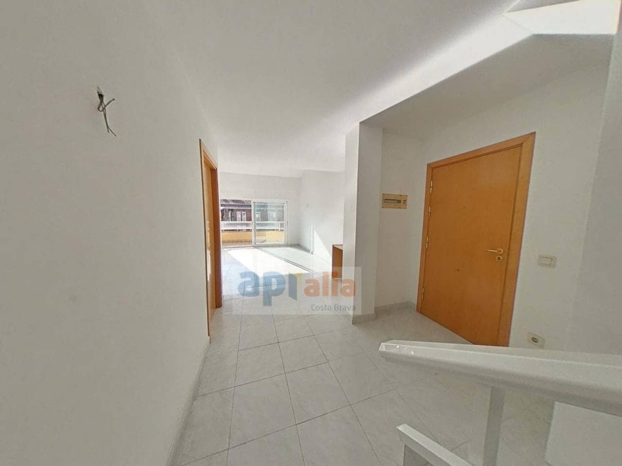 Piso de 4 habitaciones en Palamós en venta - 299.000 € (Ref: 9468012)