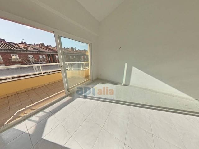 Piso de 4 habitaciones en Palamós en venta - 299.000 € (Ref: 9468012)