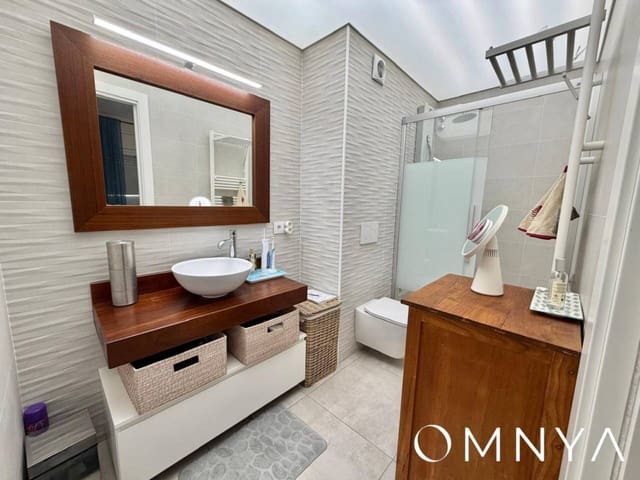 4 soveværelse Byhus til salg i Sant Feliu de Guíxols med garage - € 530.000 (Ref: 9485047)