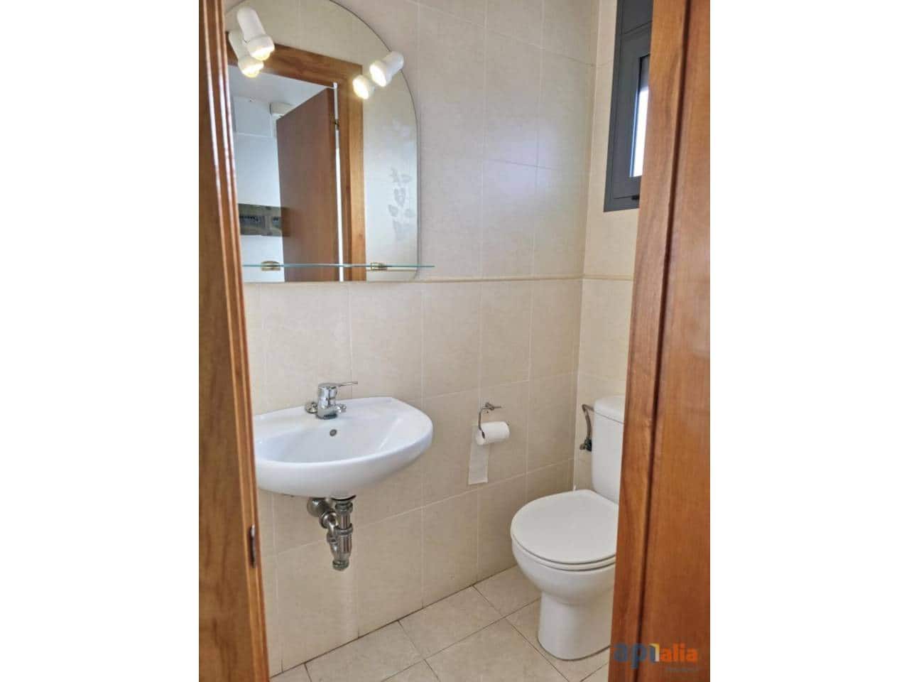 4 bedroom Townhouse for sale in Vall-llobrega - € 350,000 (Ref: 9494305)