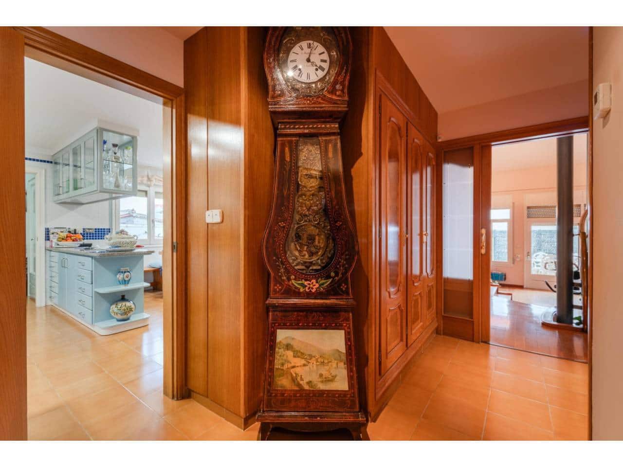 4 bedroom Villa for sale in Roses - € 598,000 (Ref: 9503700)