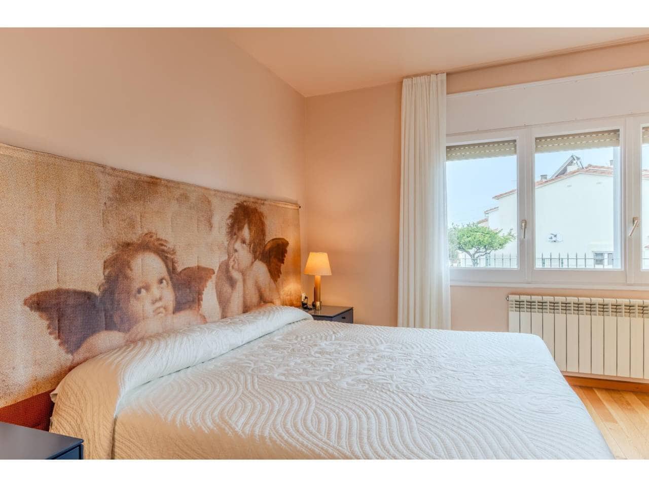 4 bedroom Villa for sale in Roses - € 598,000 (Ref: 9503700)