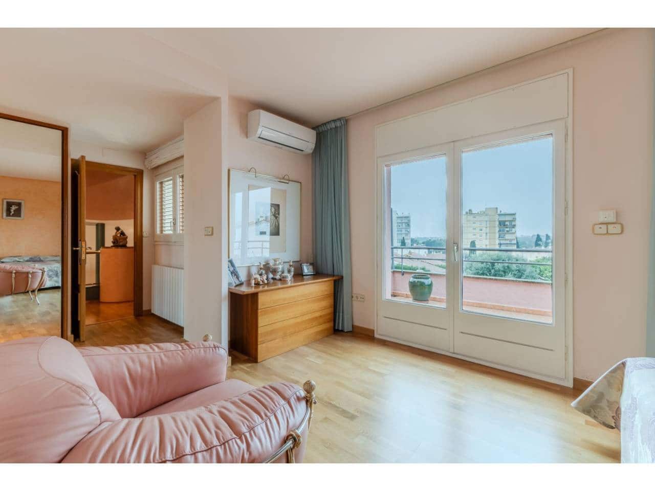 4 bedroom Villa for sale in Roses - € 598,000 (Ref: 9503700)