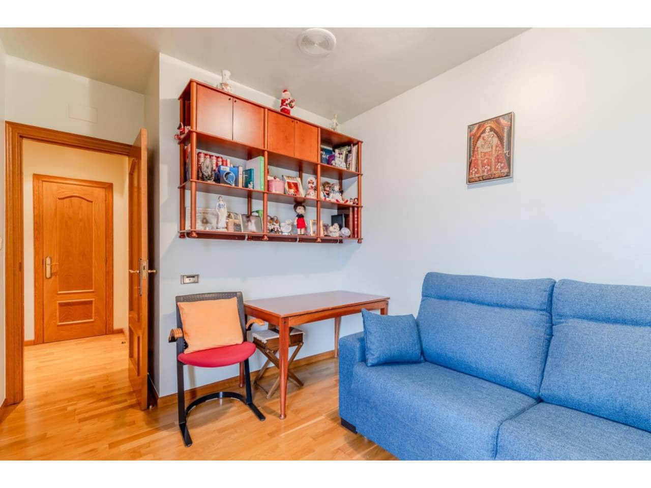 4 bedroom Villa for sale in Roses - € 598,000 (Ref: 9503700)