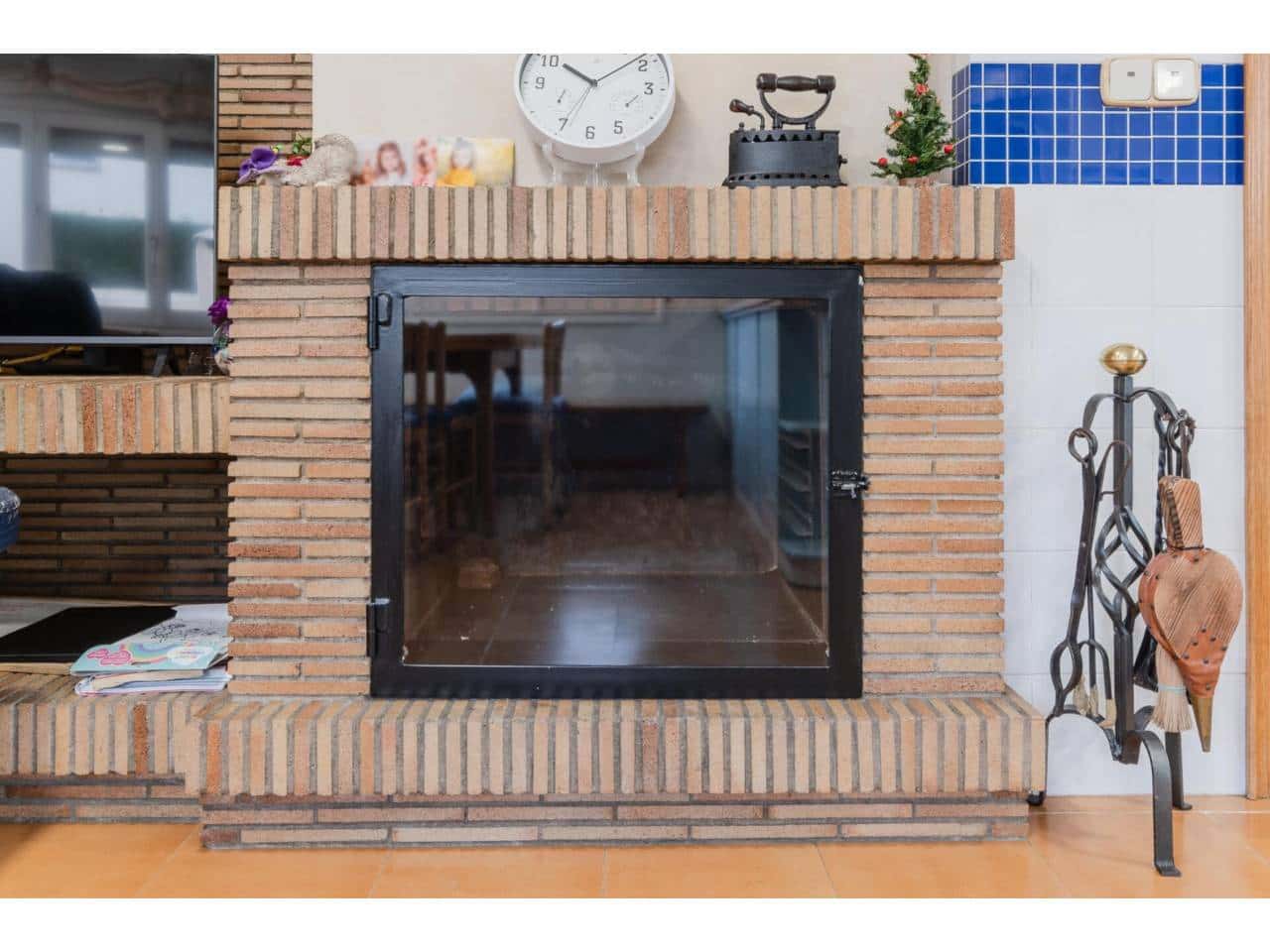 4 bedroom Villa for sale in Roses - € 598,000 (Ref: 9503700)