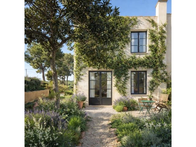 Negocio de 12 habitaciones en Sant Feliu de Guíxols en venta - 1.200.000 € (Ref: 9540660)