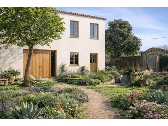 Negocio de 12 habitaciones en Sant Feliu de Guíxols en venta - 1.200.000 € (Ref: 9540660)