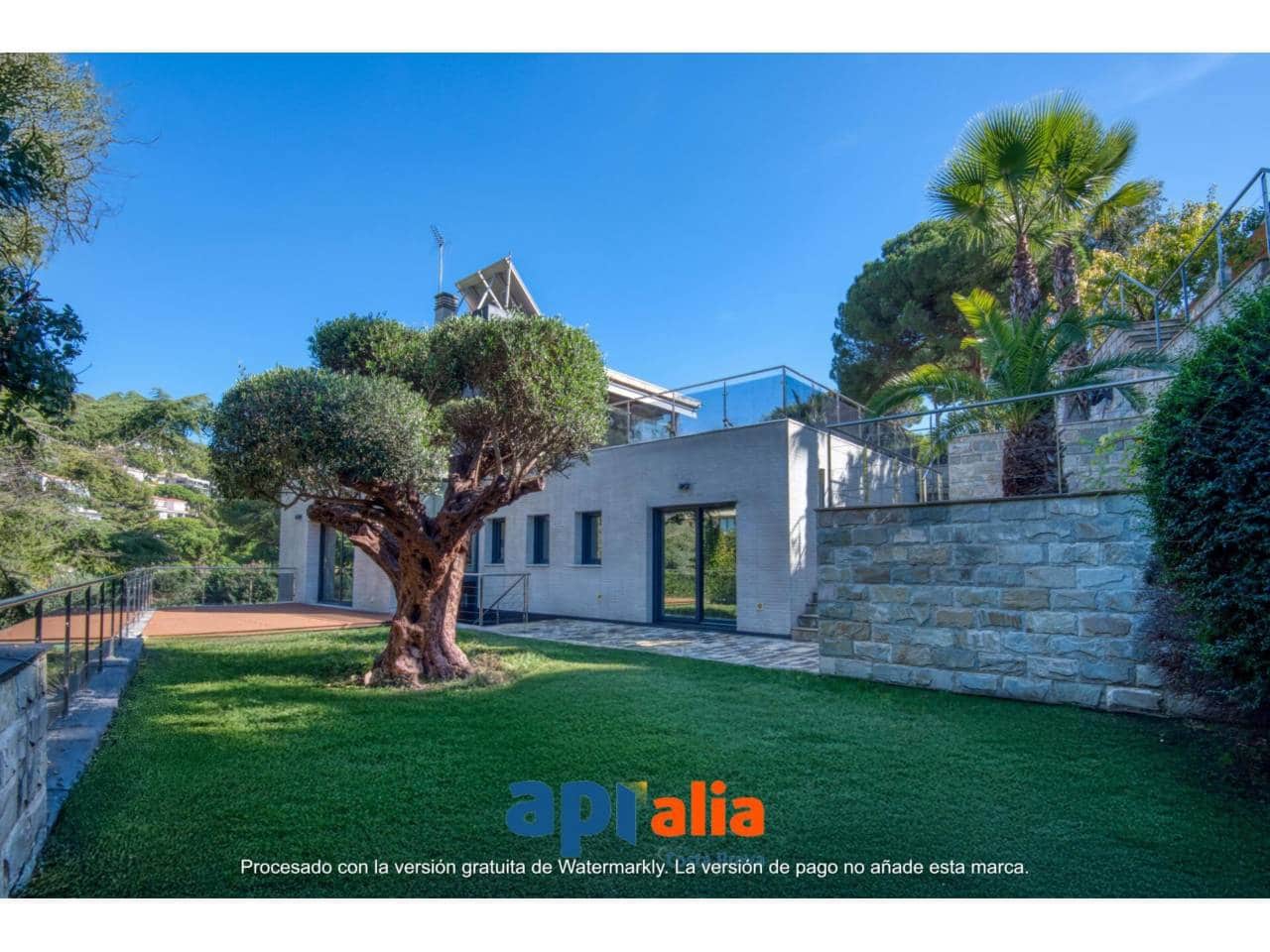 3 sovrum Villa till salu i Blanes med pool garage - 1 300 000 € (Ref: 9547481)