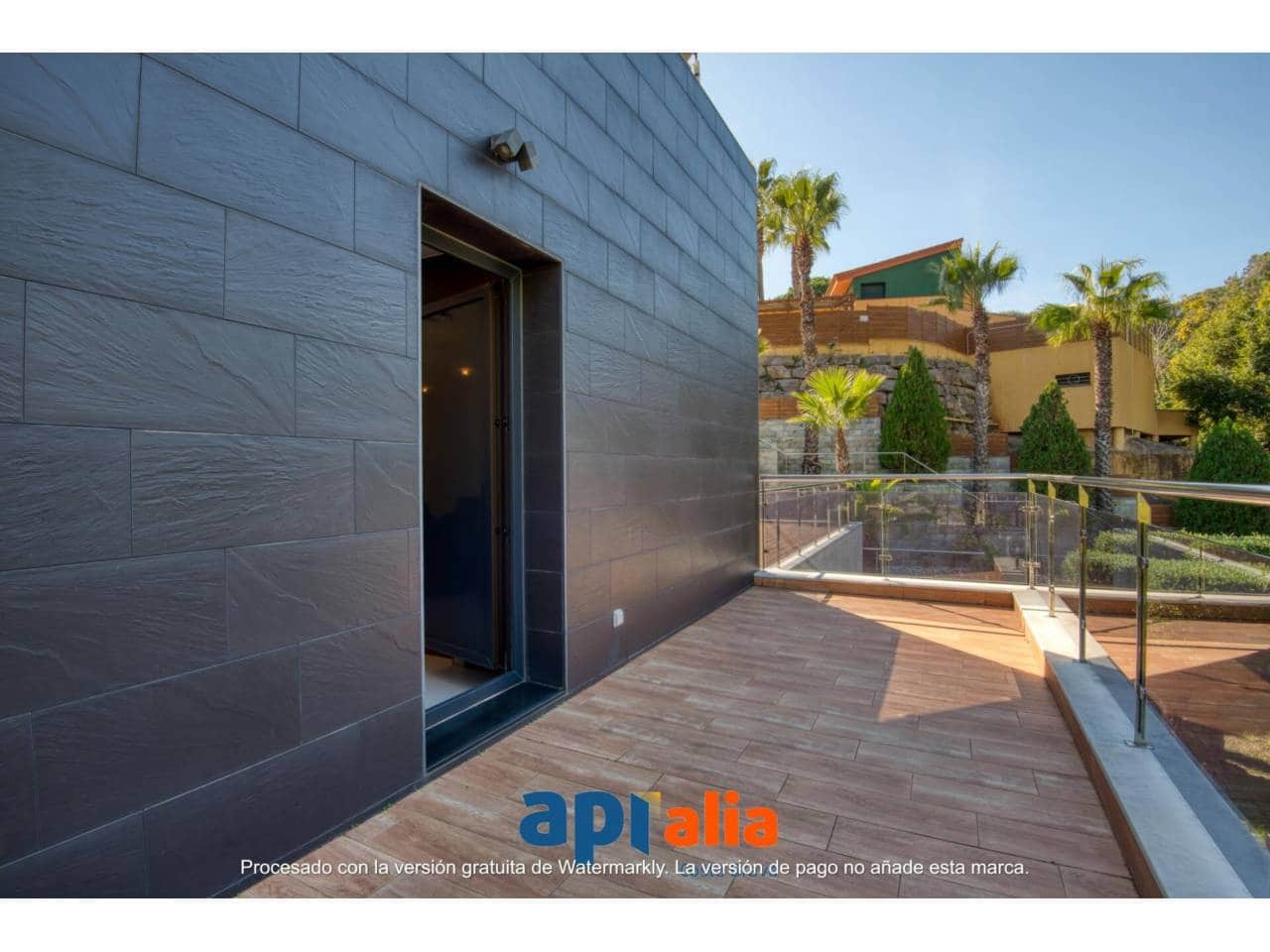 3 sovrum Villa till salu i Blanes med pool garage - 1 300 000 € (Ref: 9547481)