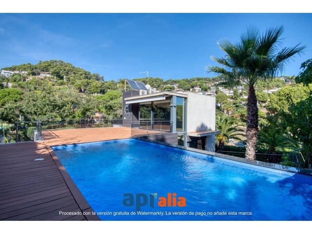 3 sovrum Villa till salu i Blanes med pool garage - 1 300 000 € (Ref: 9547481)