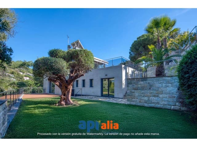 3 sovrum Villa till salu i Blanes med pool garage - 1 300 000 € (Ref: 9547481)