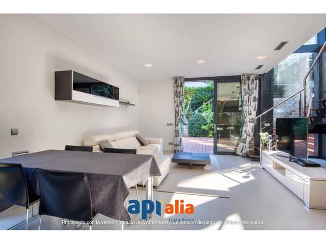 3 sovrum Villa till salu i Blanes med pool garage - 1 300 000 € (Ref: 9547481)