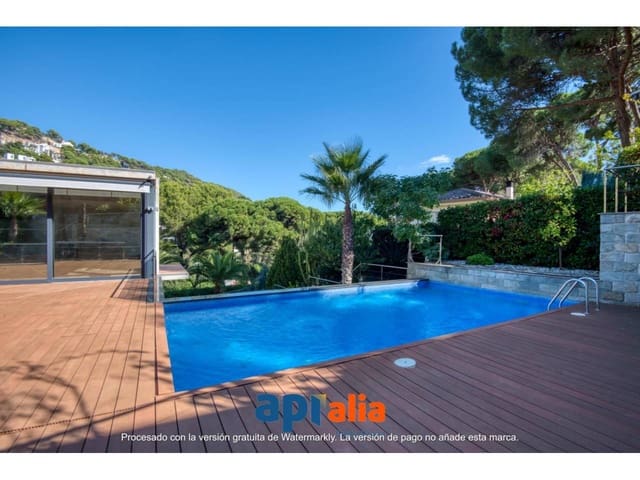 3 sovrum Villa till salu i Blanes med pool garage - 1 300 000 € (Ref: 9547481)