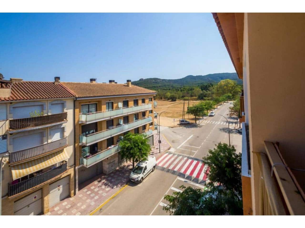 3 bedroom Flat for sale in Santa Cristina d'Aro - € 290,000 (Ref: 9585306)
