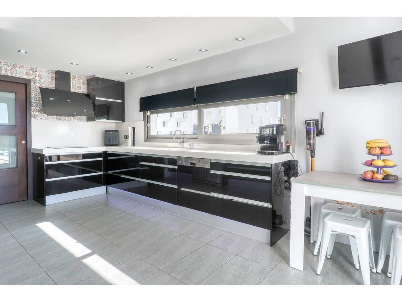 4 sypialnia Willa na sprzedaż w Calonge i Sant Antoni z basenem garażem - 995 000 € (Ref: 9627135)