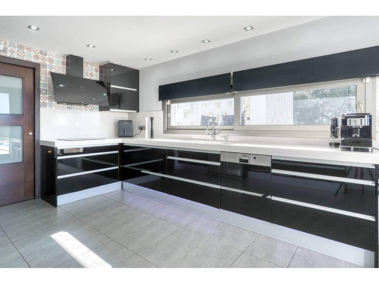 4 sypialnia Willa na sprzedaż w Calonge i Sant Antoni z basenem garażem - 995 000 € (Ref: 9627135)