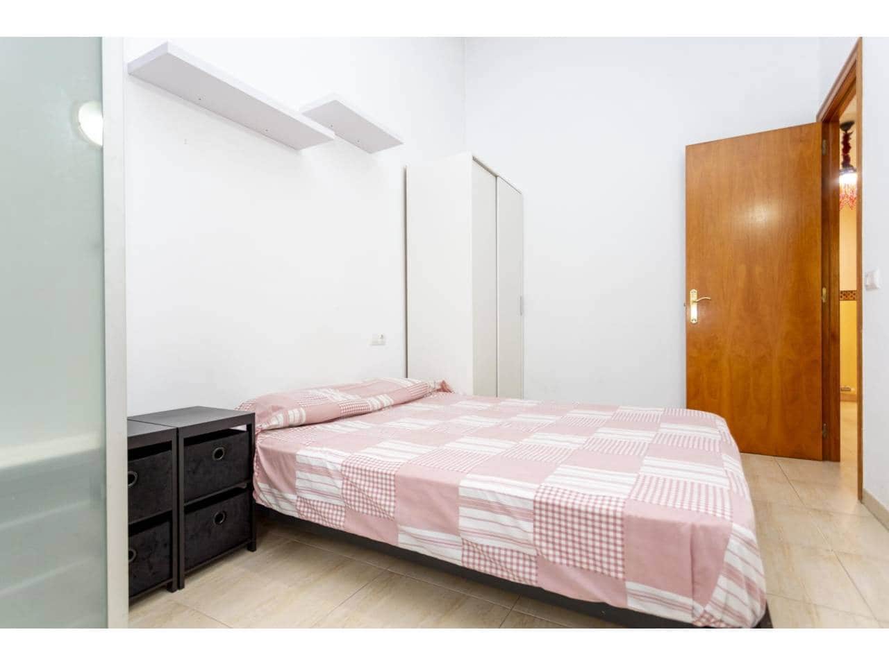 5 sovrum Semi-fristående Villa till salu i Caldes de Malavella med garage - 389 900 € (Ref: 9629484)