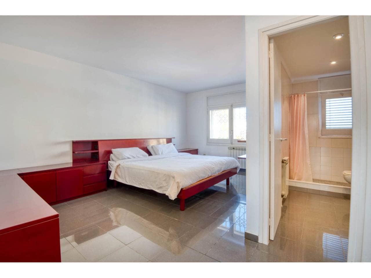 4 bedroom Townhouse for sale in Palafrugell with garage - € 428,000 (Ref: 9646742)