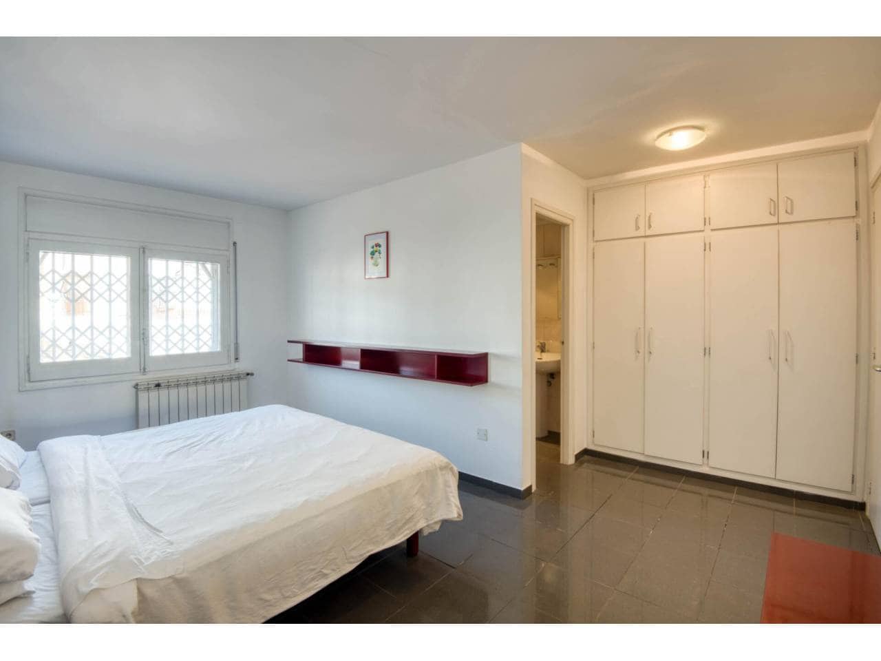 4 bedroom Townhouse for sale in Palafrugell with garage - € 428,000 (Ref: 9646742)