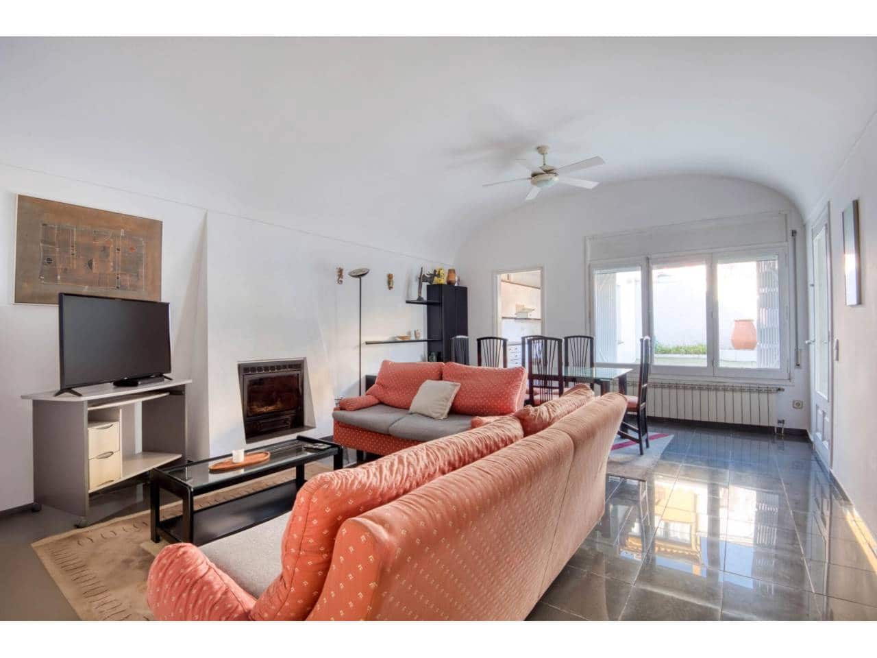 4 bedroom Townhouse for sale in Palafrugell with garage - € 428,000 (Ref: 9646742)