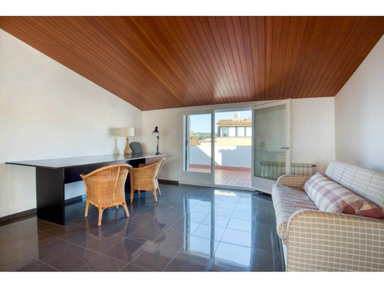 4 bedroom Townhouse for sale in Palafrugell with garage - € 428,000 (Ref: 9646742)