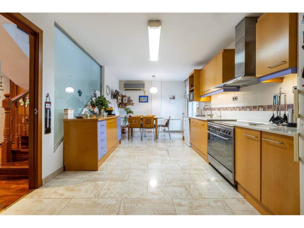 5 quarto Apartamento para venda em Sabadell - 455 000 € (Ref: 9651027)