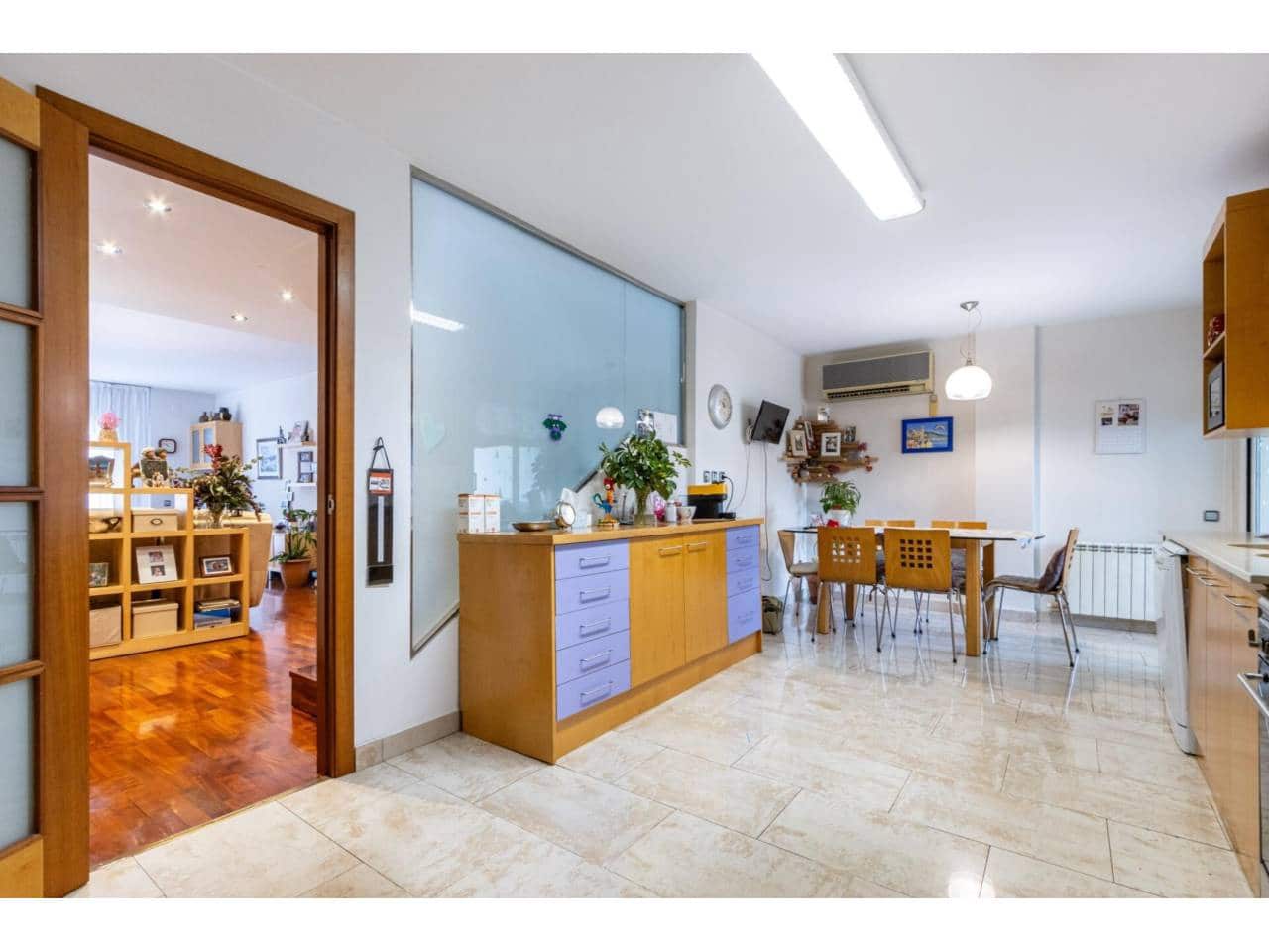 5 quarto Apartamento para venda em Sabadell - 455 000 € (Ref: 9651027)