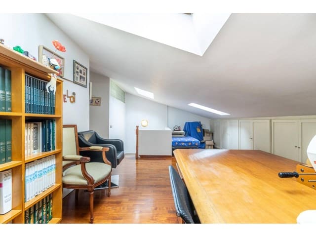 5 quarto Apartamento para venda em Sabadell - 455 000 € (Ref: 9651027)