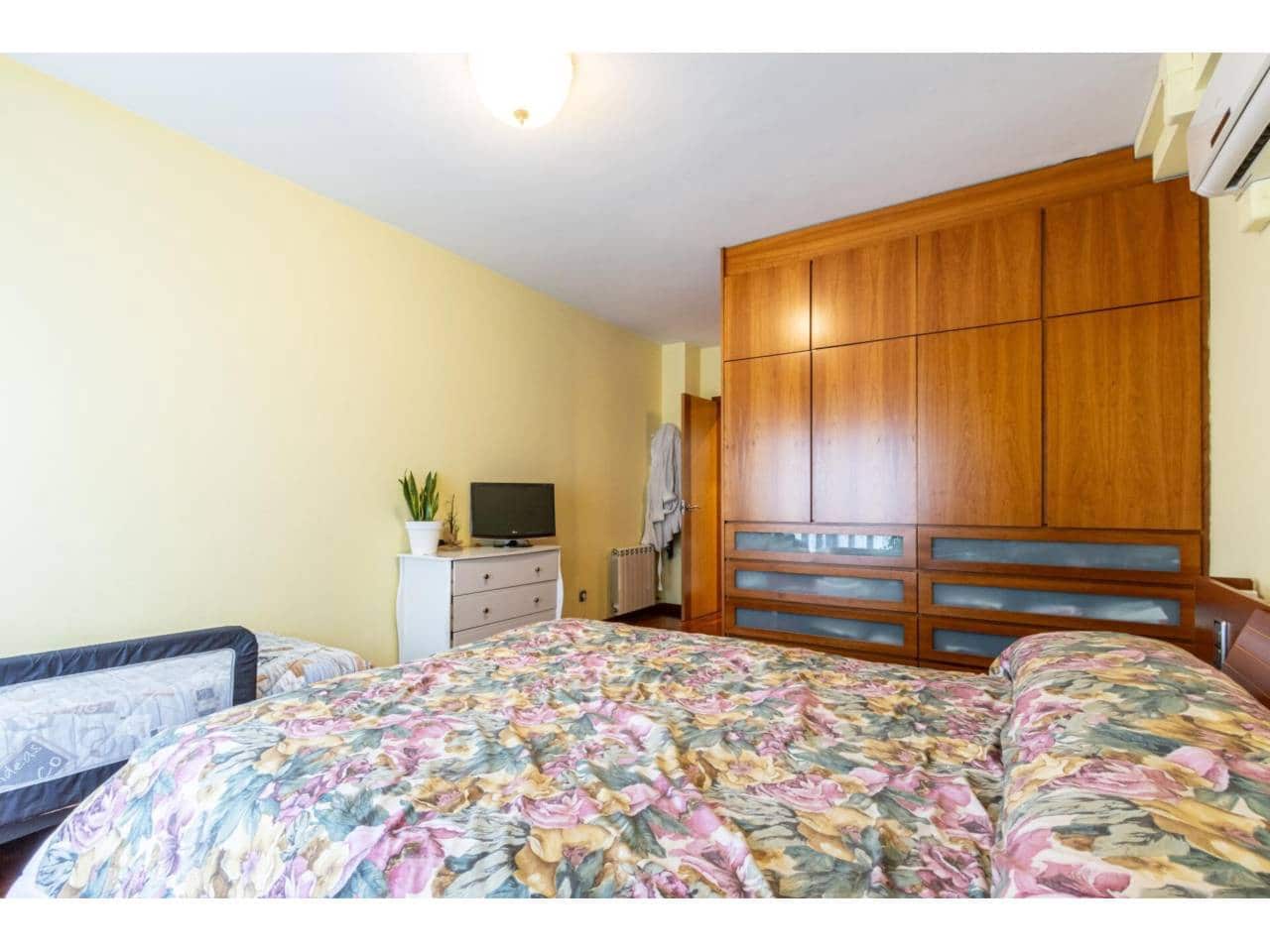 5 quarto Apartamento para venda em Sabadell - 455 000 € (Ref: 9651027)