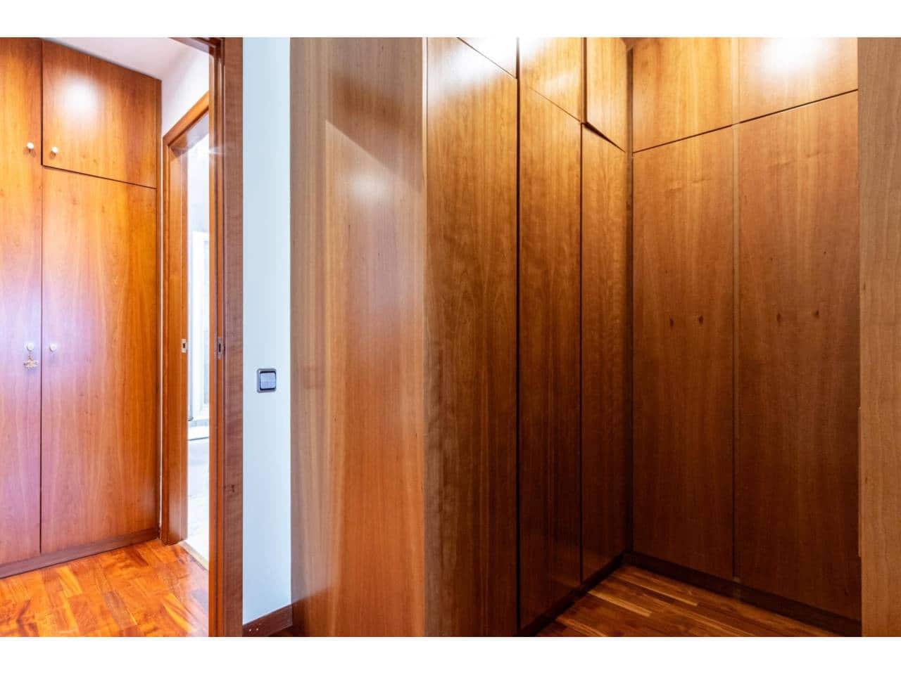 5 quarto Apartamento para venda em Sabadell - 455 000 € (Ref: 9651027)