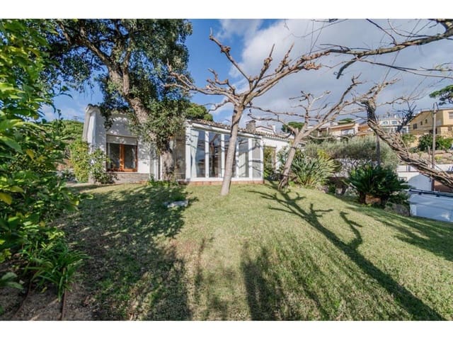 4 quarto Moradia para venda em Sant Feliu de Guíxols com garagem - 750 000 € (Ref: 9658142)