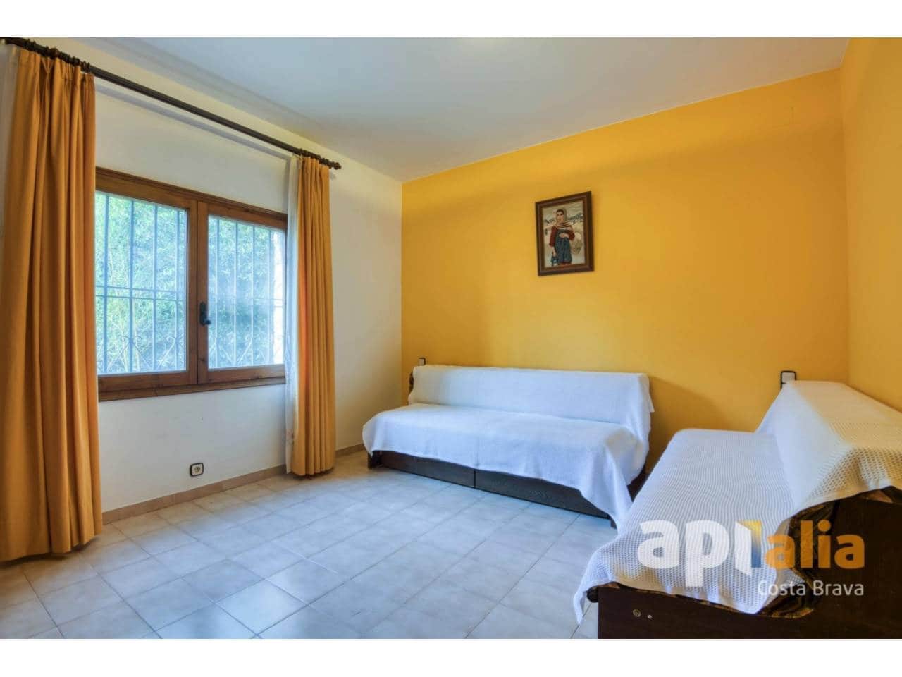 5 bedroom Villa for sale in Calonge i Sant Antoni with pool garage - € 875,000 (Ref: 9697935)