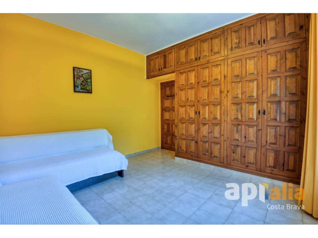 5 bedroom Villa for sale in Calonge i Sant Antoni with pool garage - € 875,000 (Ref: 9697935)