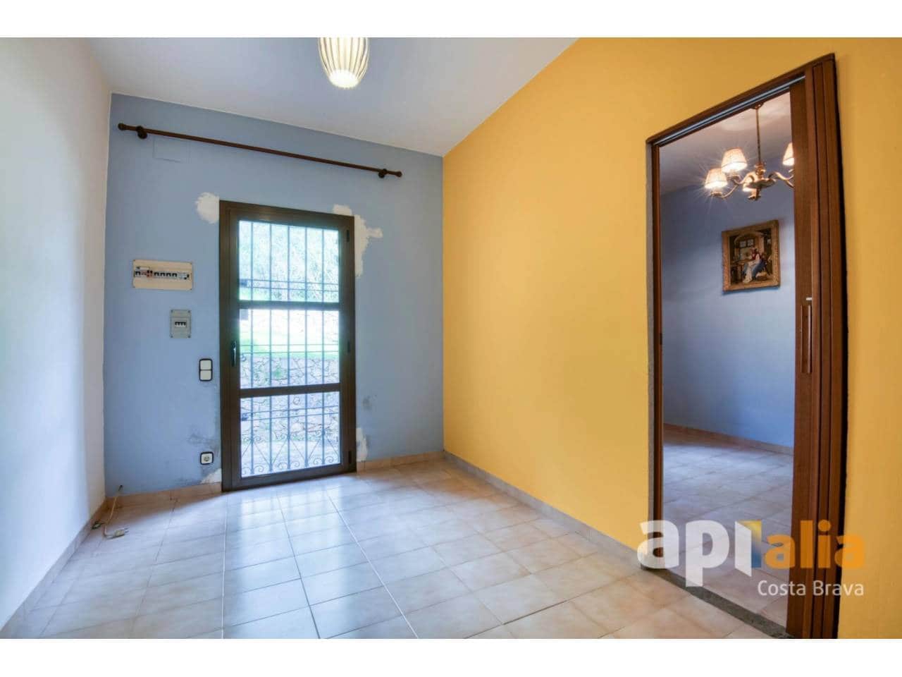 5 bedroom Villa for sale in Calonge i Sant Antoni with pool garage - € 875,000 (Ref: 9697935)