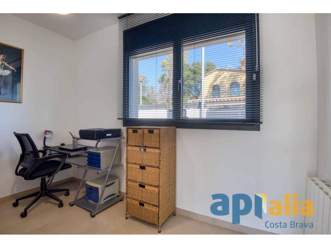 4 slaapkamer Villa te koop in Castell-Platja d'Aro met zwembad - € 790.000 (Ref: 9731538)