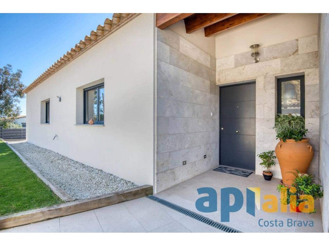 4 slaapkamer Villa te koop in Castell-Platja d'Aro met zwembad - € 790.000 (Ref: 9731538)