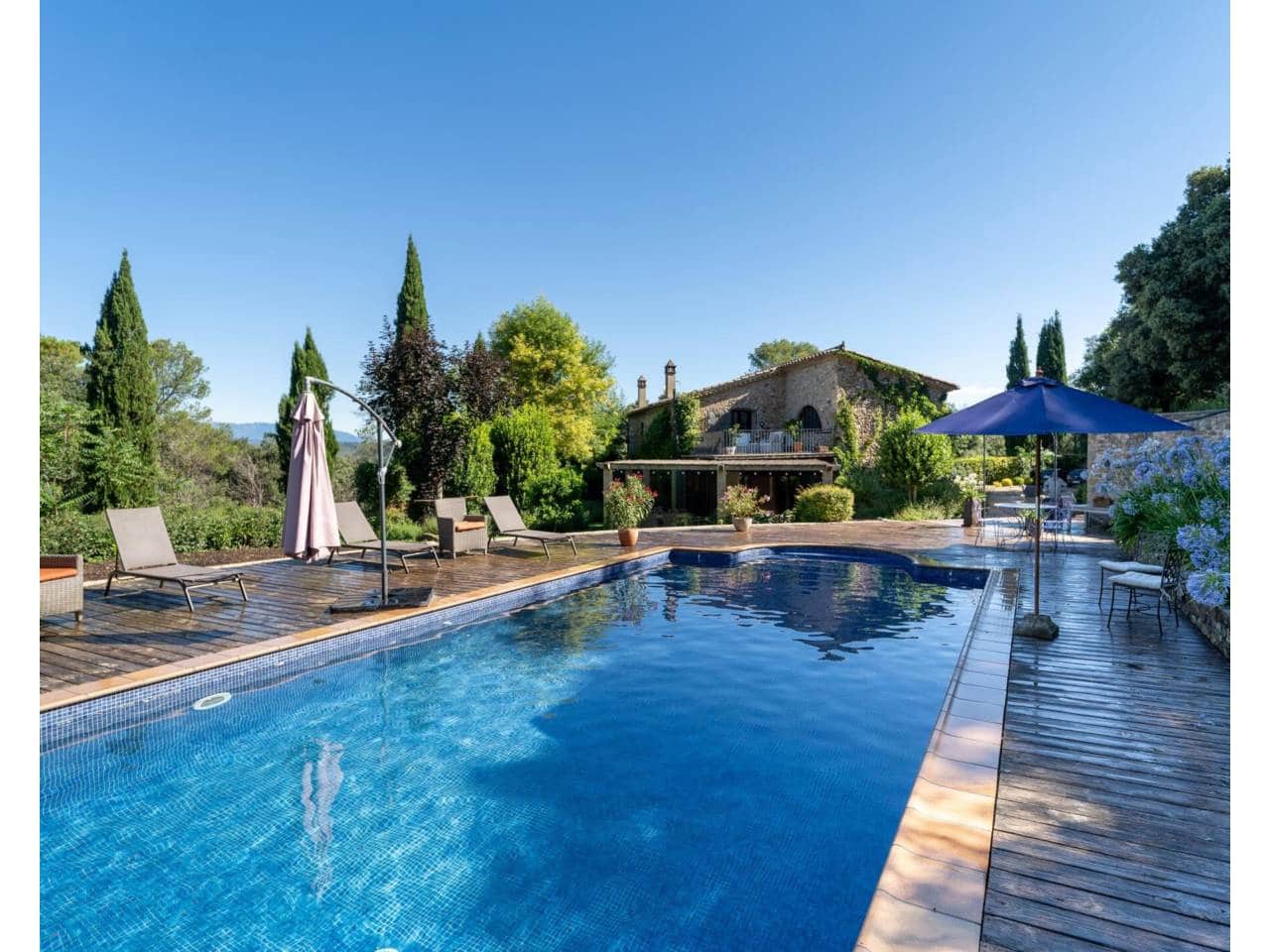 5 soverom Villa til salgs i Esponella med svømmebasseng garasje - € 1 300 000 (Ref: 9761608)