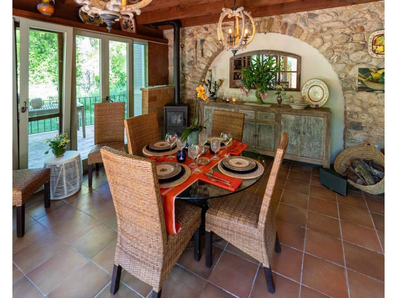 5 soverom Villa til salgs i Esponella med svømmebasseng garasje - € 1 300 000 (Ref: 9761608)