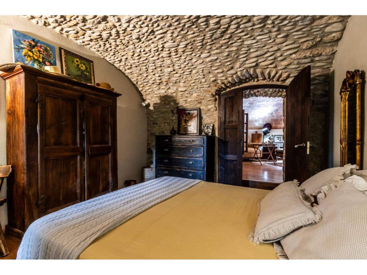 5 soverom Villa til salgs i Esponella med svømmebasseng garasje - € 1 300 000 (Ref: 9761608)