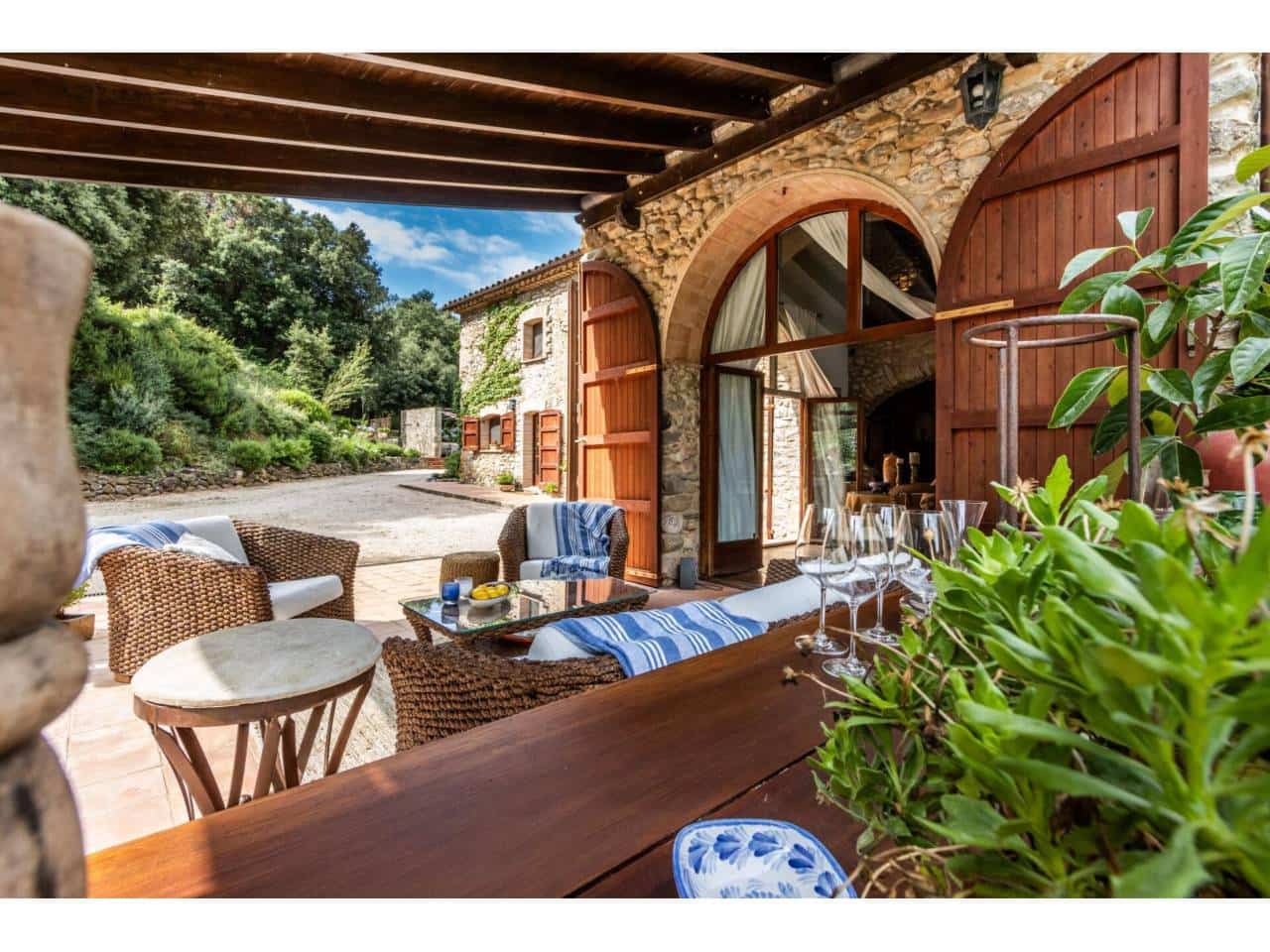 5 soverom Villa til salgs i Esponella med svømmebasseng garasje - € 1 300 000 (Ref: 9761608)