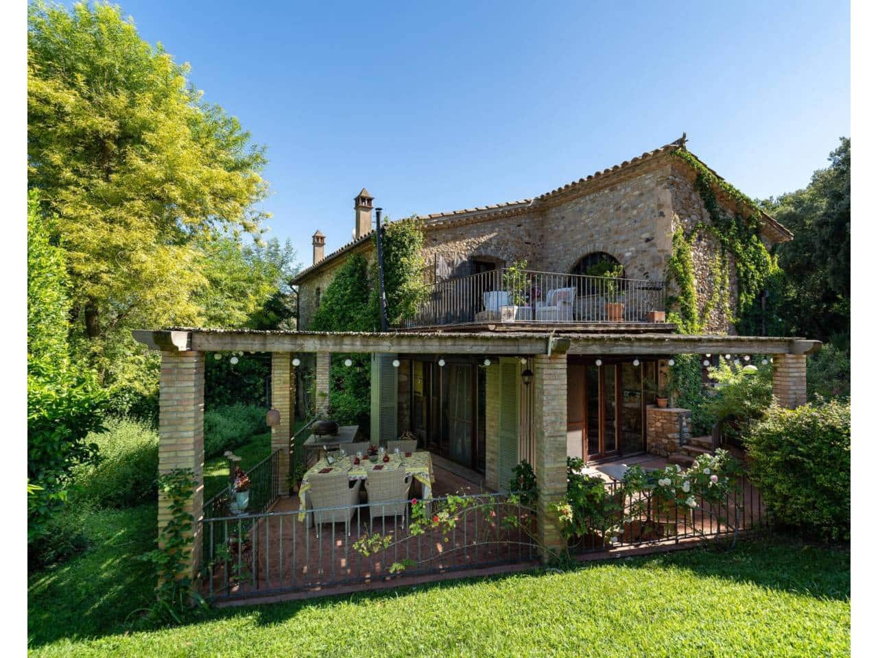 5 soverom Villa til salgs i Esponella med svømmebasseng garasje - € 1 300 000 (Ref: 9761608)