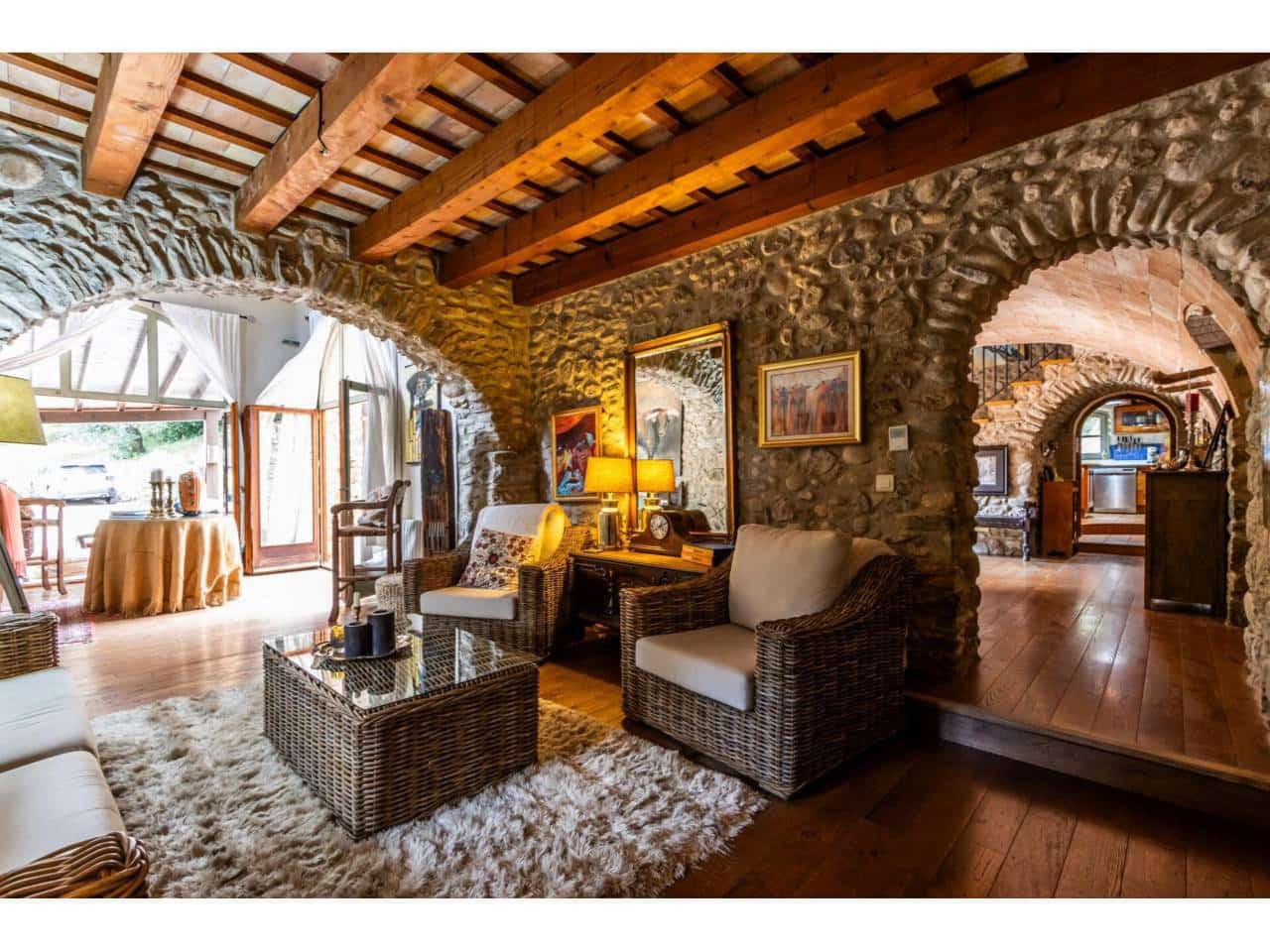 5 soverom Villa til salgs i Esponella med svømmebasseng garasje - € 1 300 000 (Ref: 9761608)