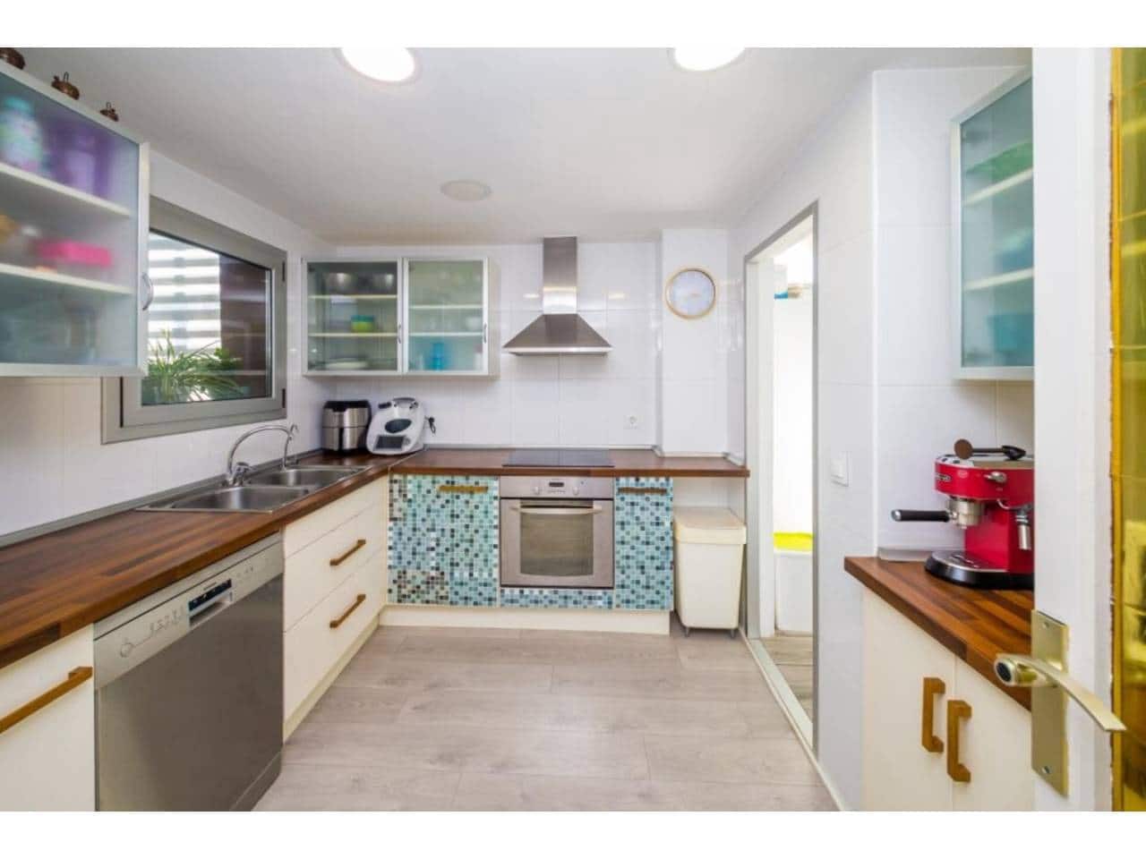 3 sovrum Lägenhet till salu i Castell-Platja d'Aro - 380 000 € (Ref: 9772579)