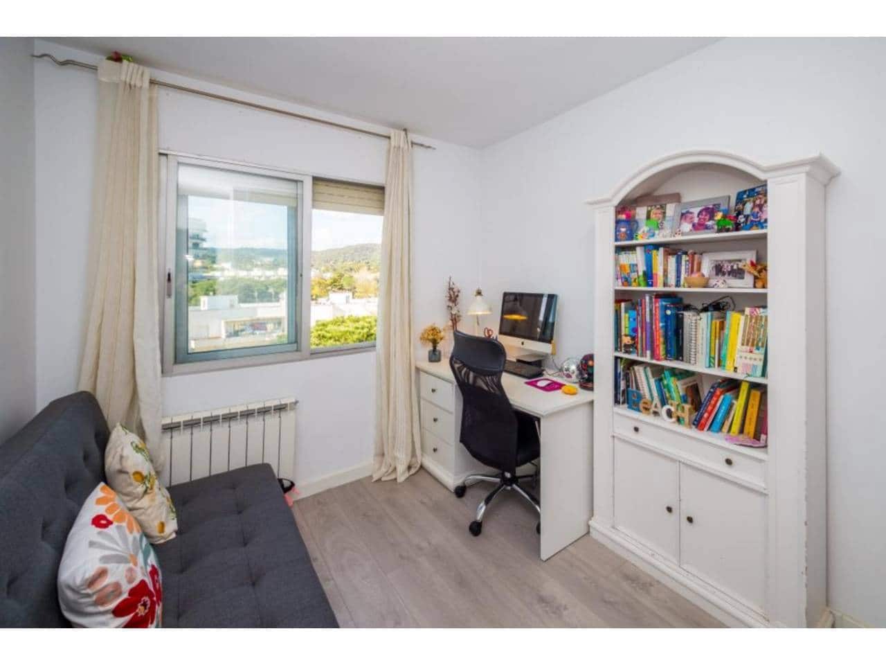 3 sovrum Lägenhet till salu i Castell-Platja d'Aro - 380 000 € (Ref: 9772579)