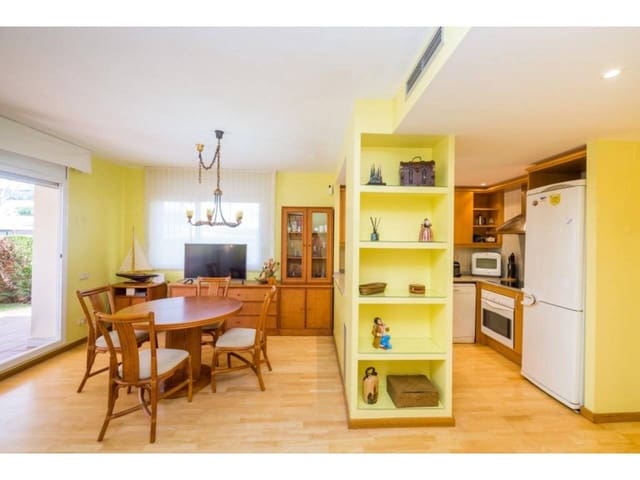 2 makuuhuone Asunto myytävänä paikassa Castell-Platja d'Aro mukana uima-altaan - 465 000 € (Ref: 9807546)