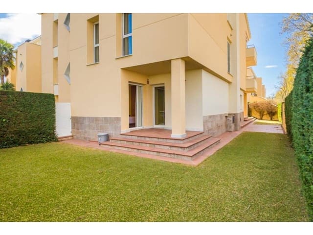 2 makuuhuone Asunto myytävänä paikassa Castell-Platja d'Aro mukana uima-altaan - 465 000 € (Ref: 9807546)